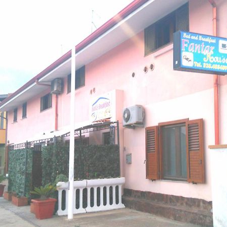 B&B Fantar House Carbonia Kültér fotó