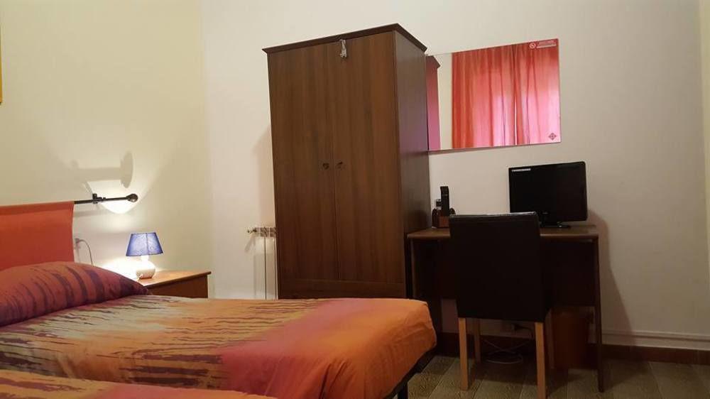 B&B Fantar House Carbonia Kültér fotó